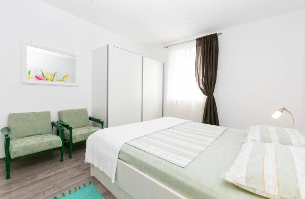Cecillia Mare Apartments Rovinj Ngoại thất bức ảnh