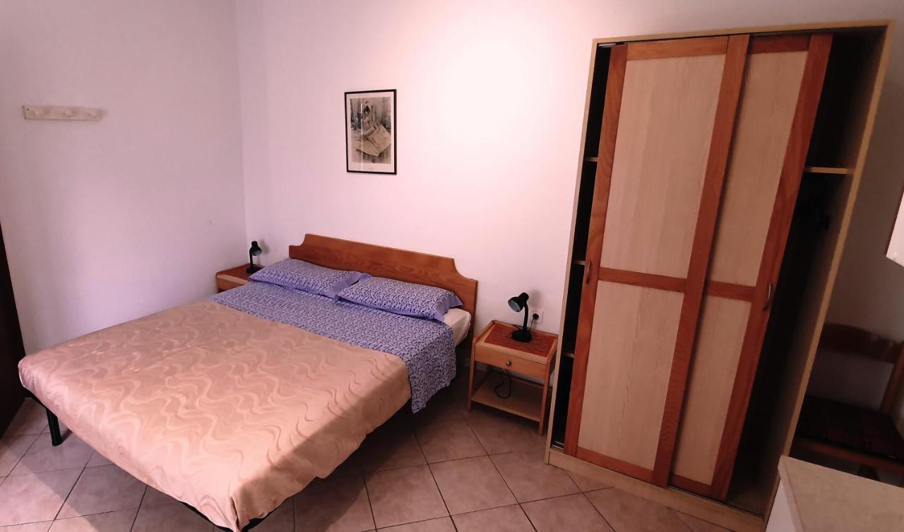 Cecillia Mare Apartments Rovinj Ngoại thất bức ảnh
