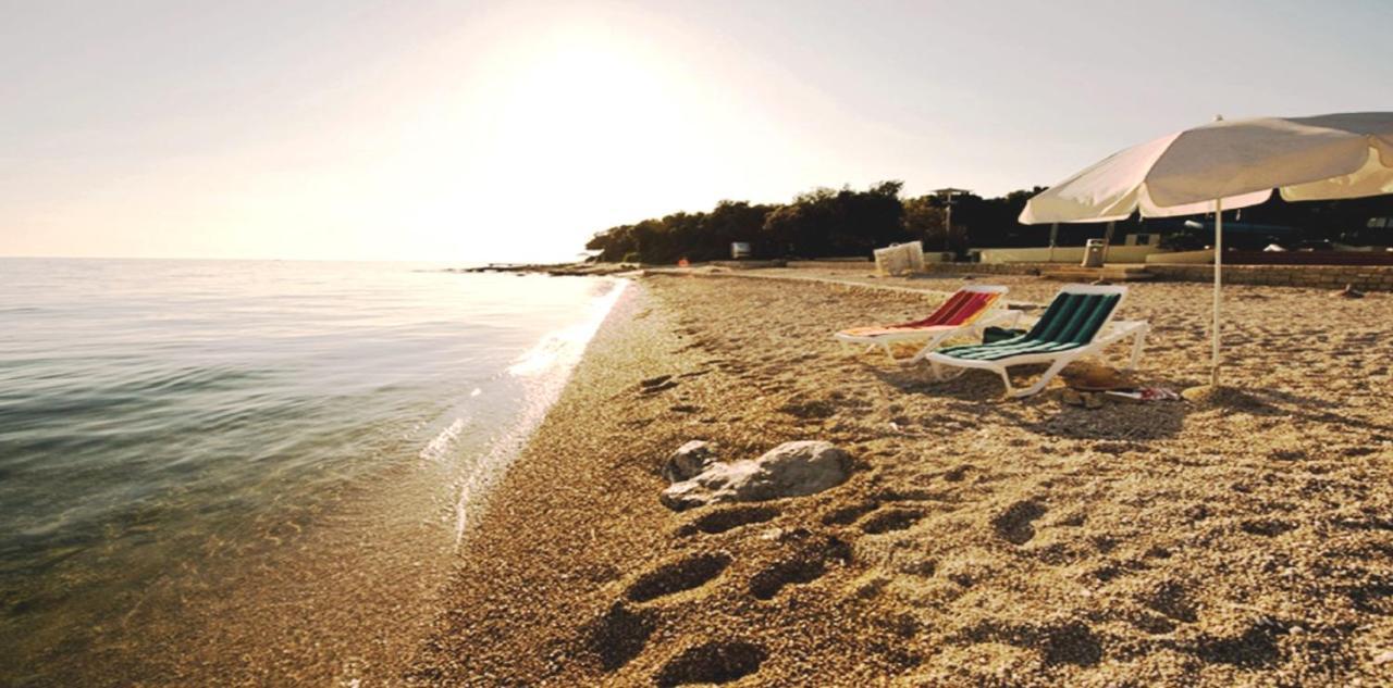 Cecillia Mare Apartments Rovinj Ngoại thất bức ảnh