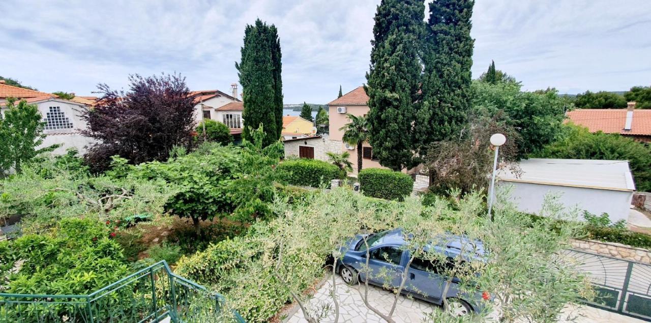 Cecillia Mare Apartments Rovinj Ngoại thất bức ảnh
