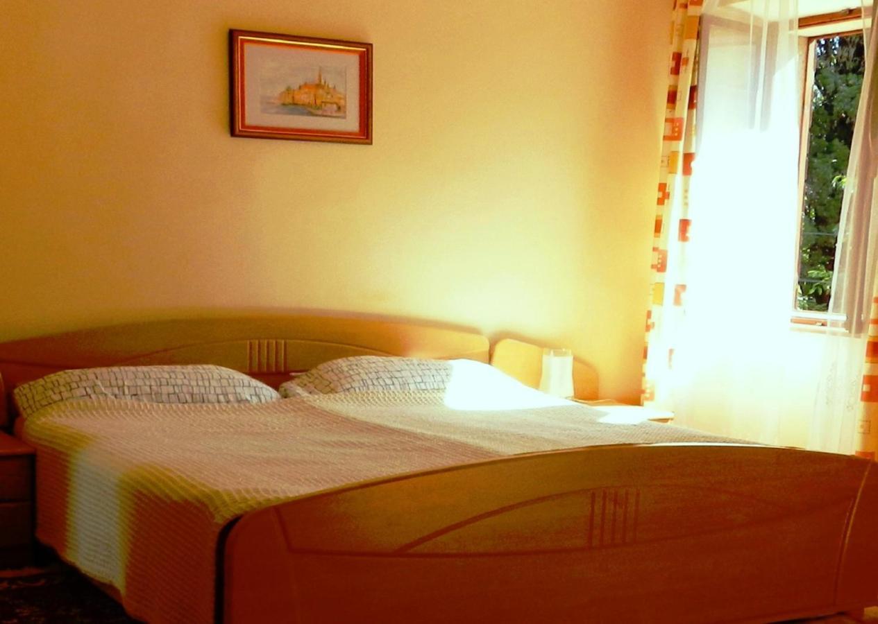 Cecillia Mare Apartments Rovinj Ngoại thất bức ảnh