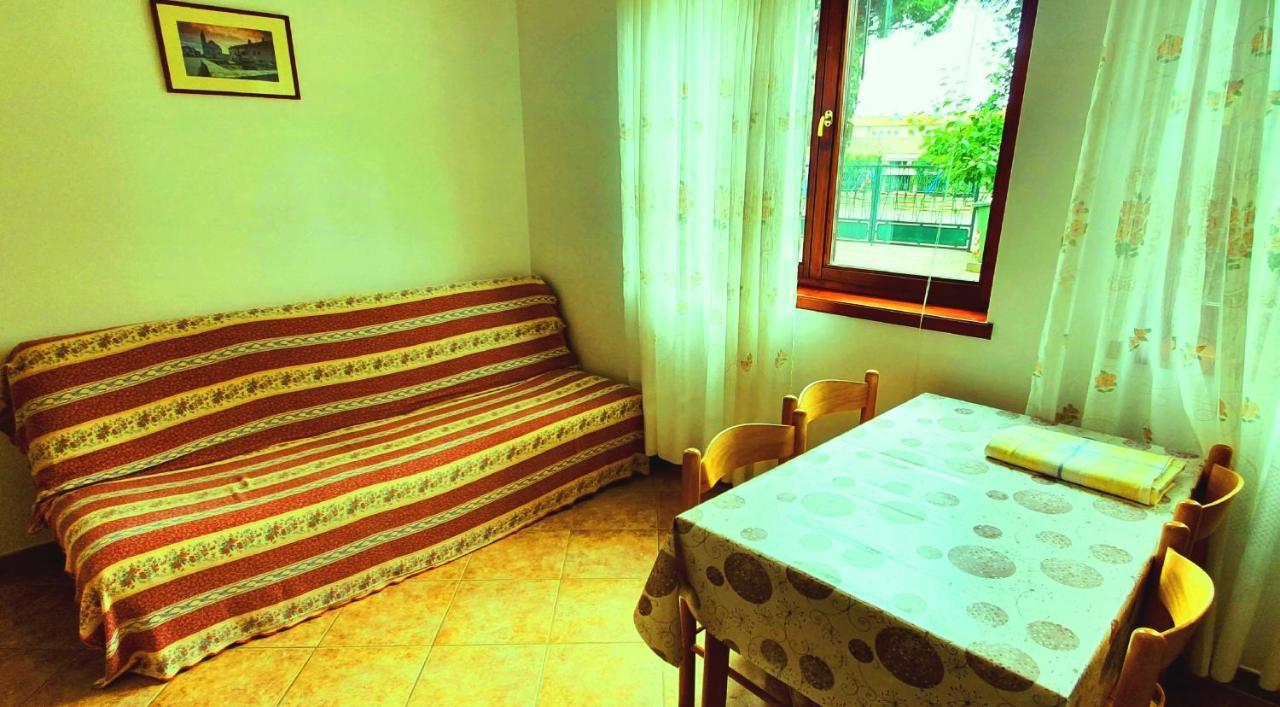Cecillia Mare Apartments Rovinj Ngoại thất bức ảnh