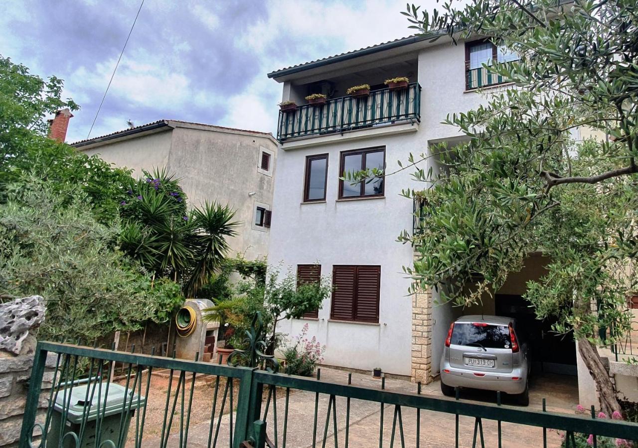 Cecillia Mare Apartments Rovinj Ngoại thất bức ảnh