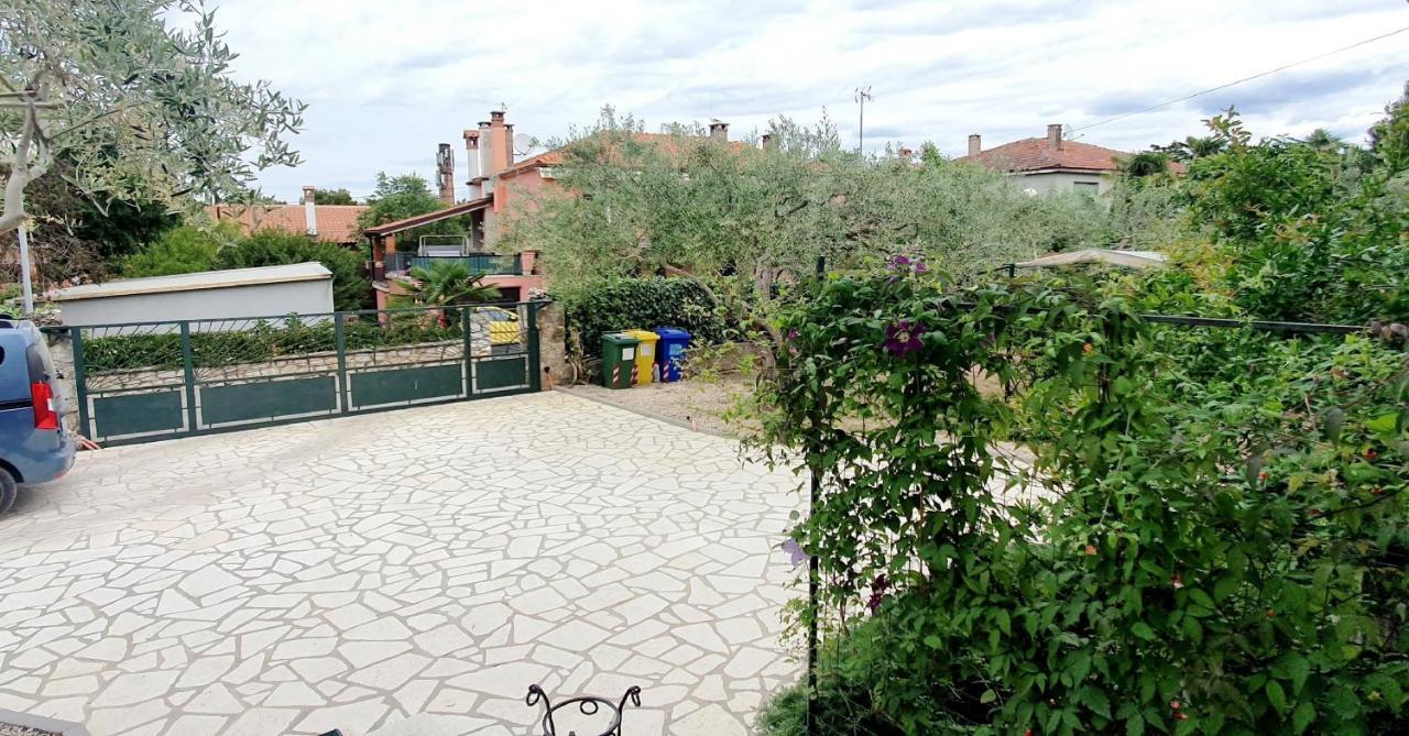Cecillia Mare Apartments Rovinj Ngoại thất bức ảnh