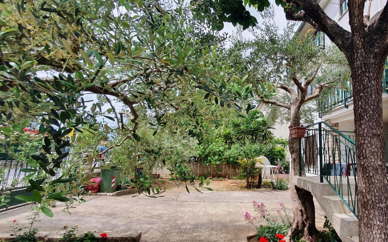 Cecillia Mare Apartments Rovinj Ngoại thất bức ảnh